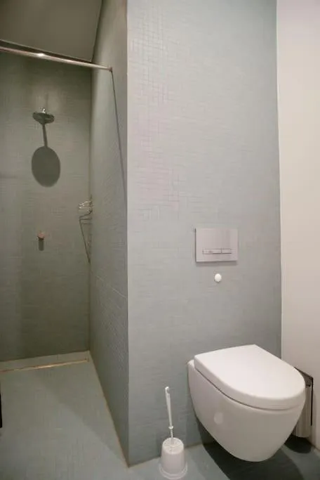 Spacious Apartment In Kreuzberg Berlin